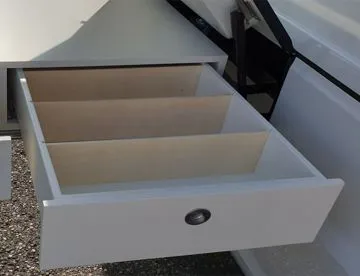 2 Cassetti spaziosi